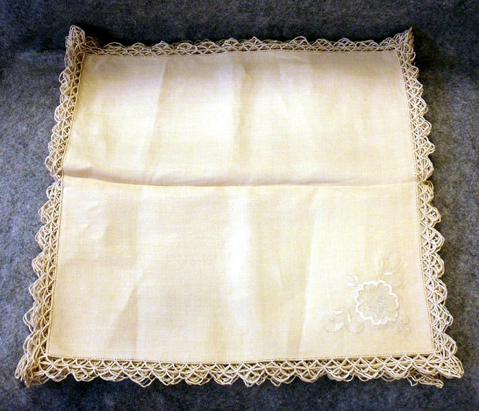 Embroidered Chinese Banquet 68