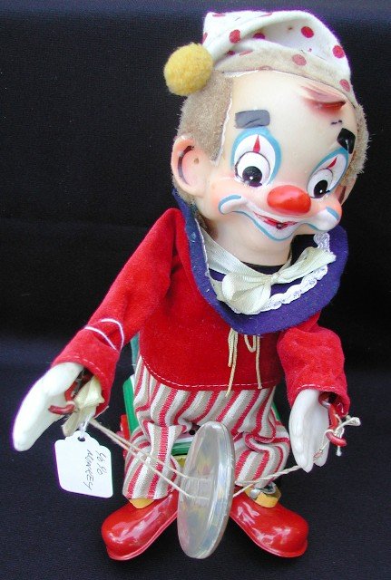 Yo Yo Clown 1950's Battery Op Toy, Japan