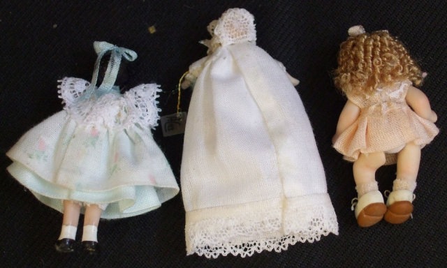 3 Artist Dollhouse Miniature Porcelain Dolls Girls