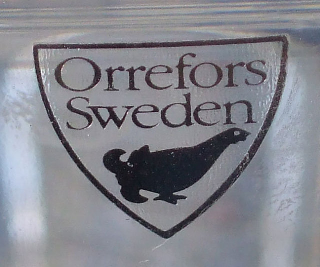Orrefors Marin Vertical Cut Bowl #4775-12 signed