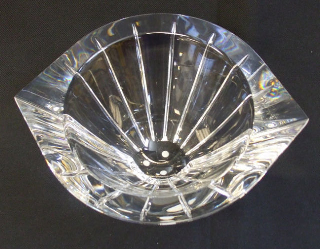 Orrefors Marin Vertical Cut Bowl #4775-12 signed