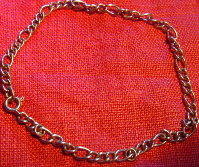 Handsome 14K Gold Bracelet For Charms