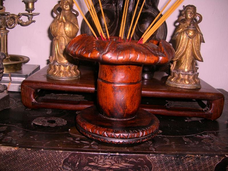 Rare Chinese Huanghuali Incense Holder