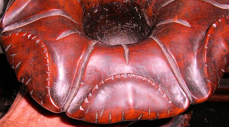 Rare Chinese Huanghuali Incense Holder