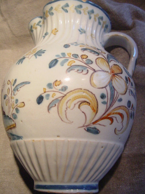 Large 16th C. Faenza Jug