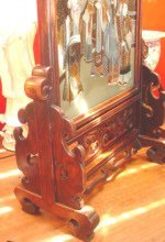Chinese Reverse-Painted Glass Table Screen