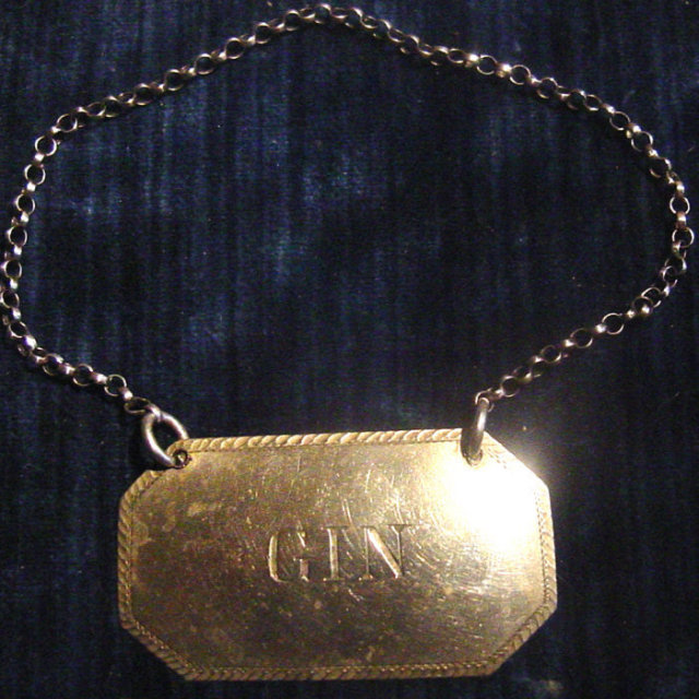Paktong Decanter Label: Gin