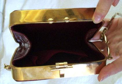 VINTAGE ALLIGATOR PURSE/RED SKIN/GOLD HARD CASE & CHAIN/1940S-50S