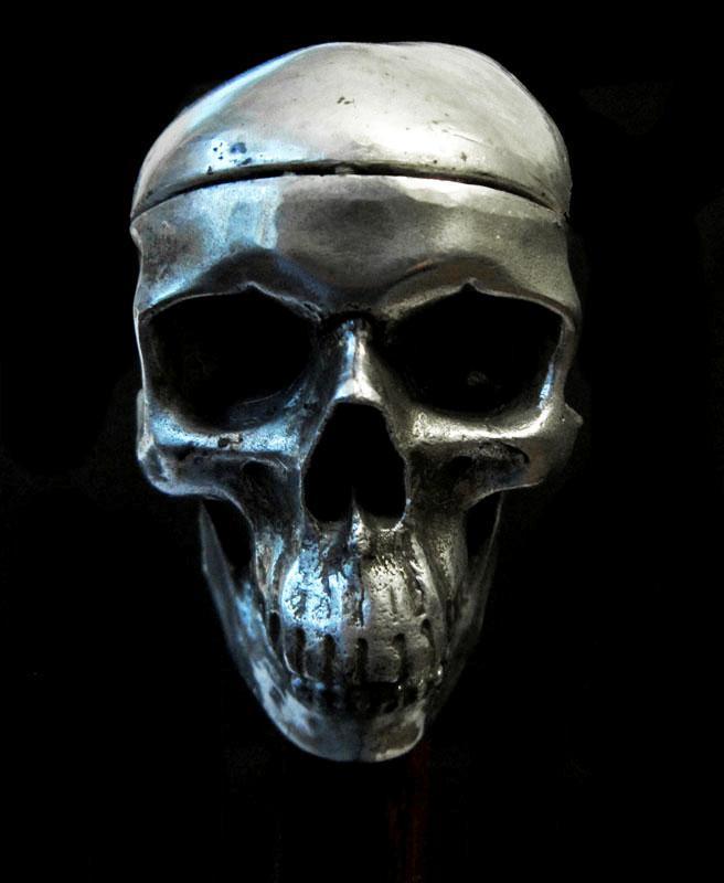 SILVER SKULL CANE/KNOBKERRIE WITH HIDDEN COMPARTMENT