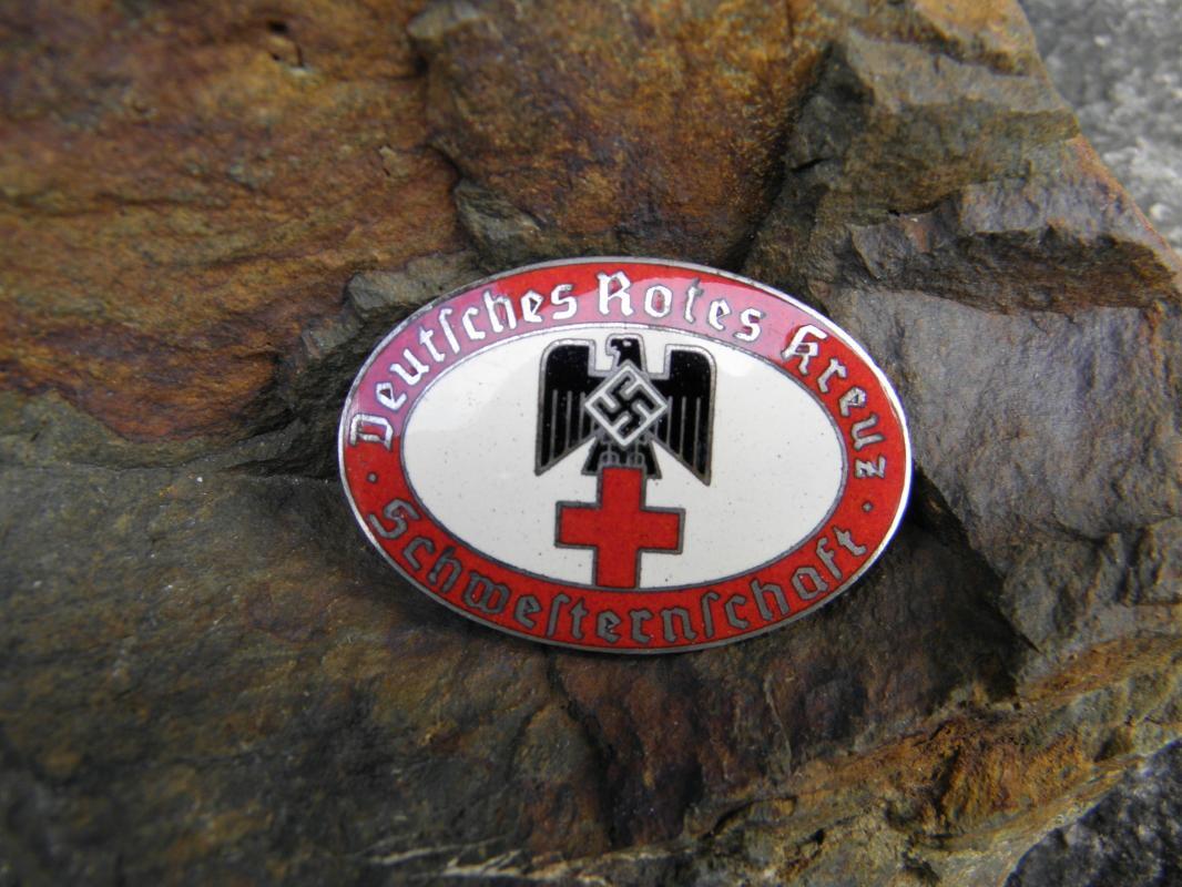 Vintage WWII German Nazi Red Cross Sisterhood Oval Red Badge - Floor Nurse