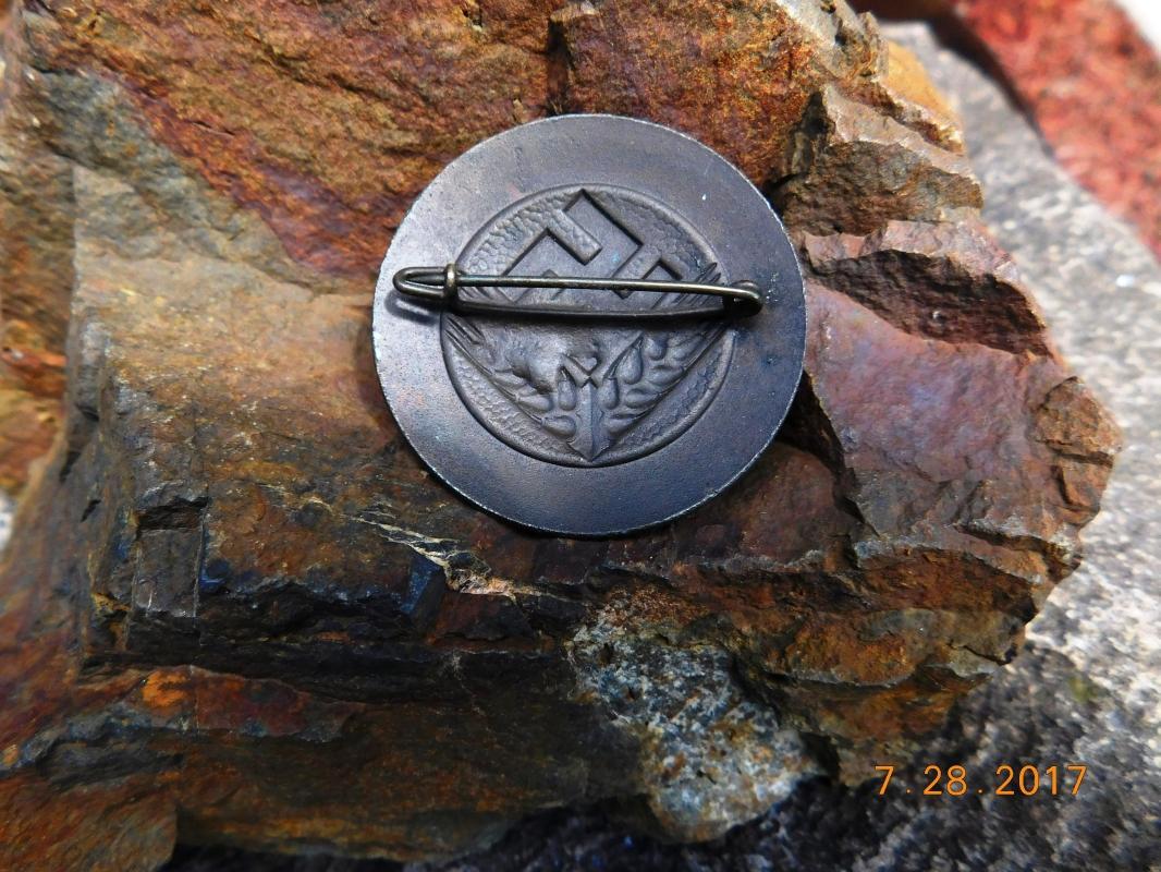 Vintage WWII German Nazi Women's Agricultural Medal Tinnie - circa 1940