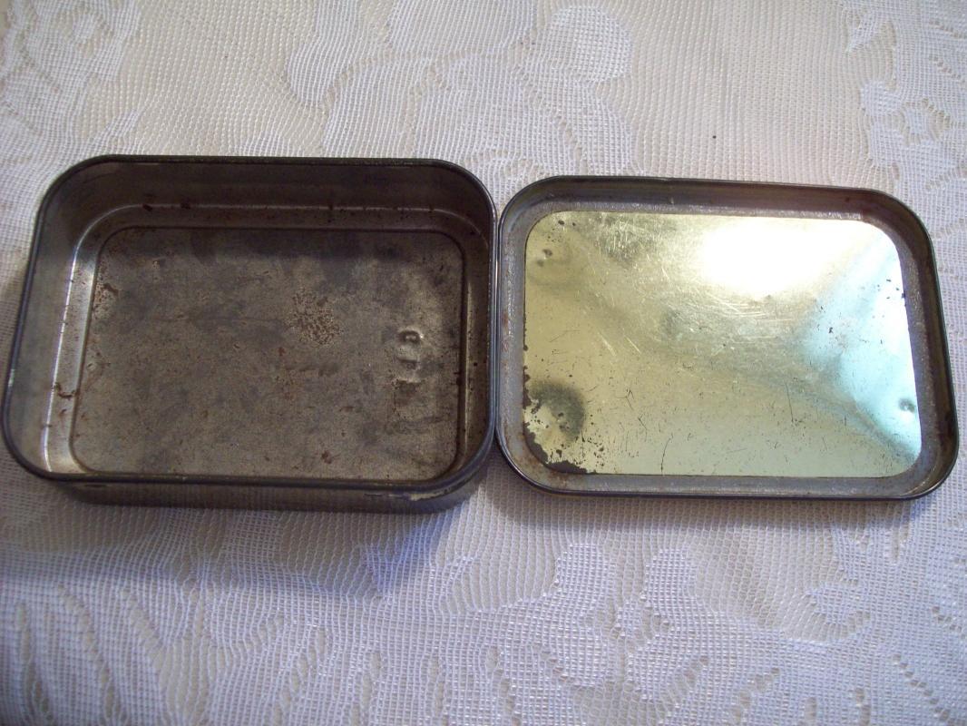 MURRAY'S ERINMORE FLAKE Tobacco Tin