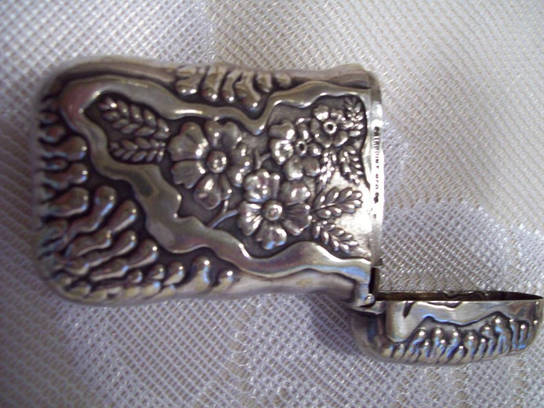 Pairpoint Sterling Floral Match Safe - Matchsafe