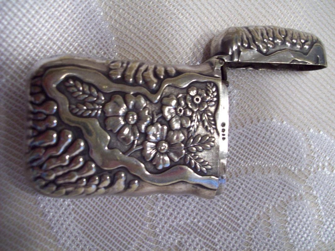 Pairpoint Sterling Floral Match Safe - Matchsafe