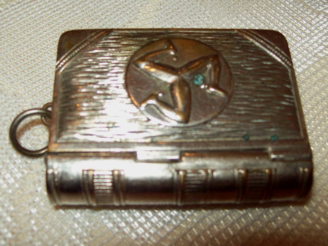 Book Style with Fob Ring Match Safe - Vesta & Stamp Safe