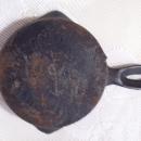 Cast Iron Dog Mini Pan Souvenir Ashtray