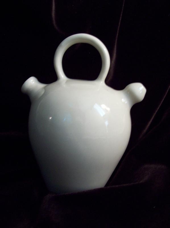 1940s souvenir Pot from CUBA