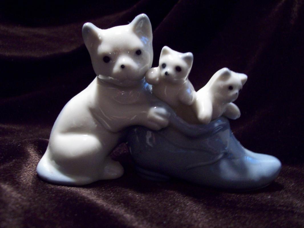 Occupied Japan Kittens in Blue Shoe Figurine