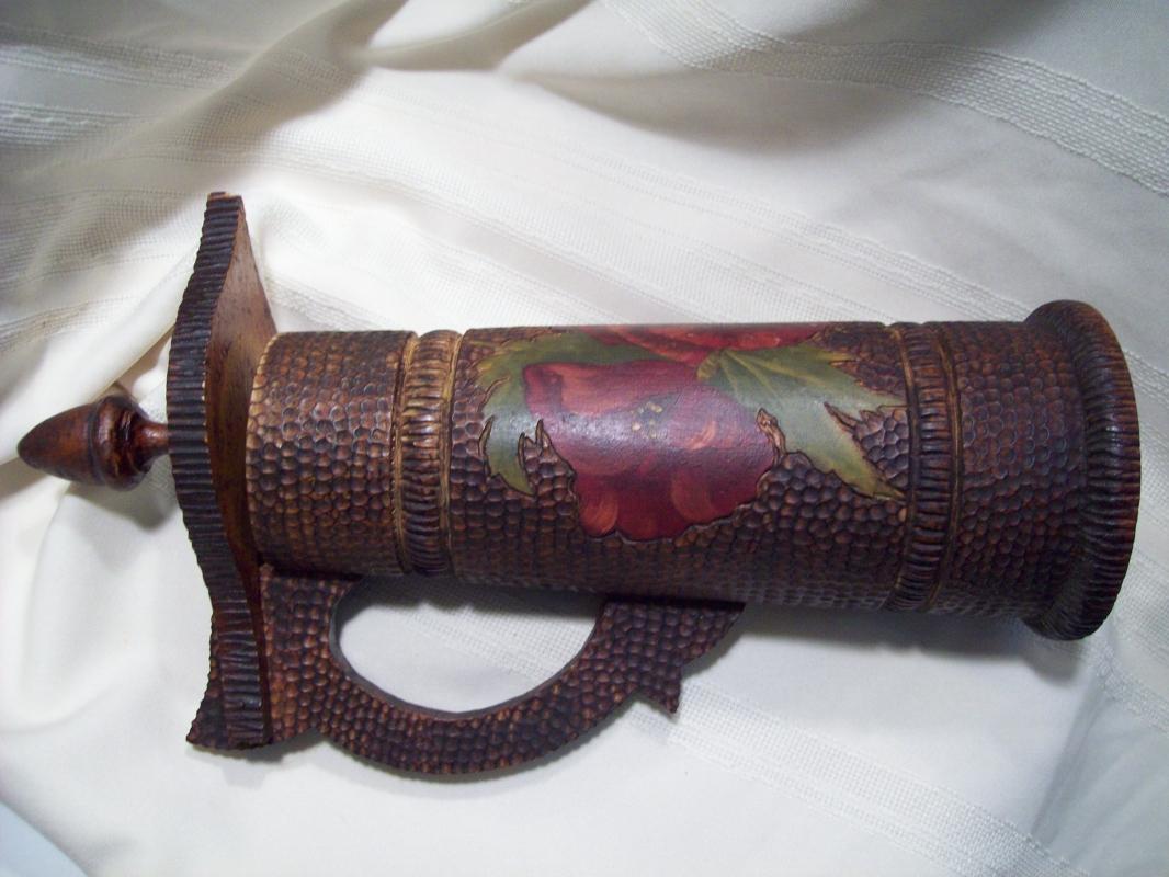 Pyrography Tankard Painted with Poppies