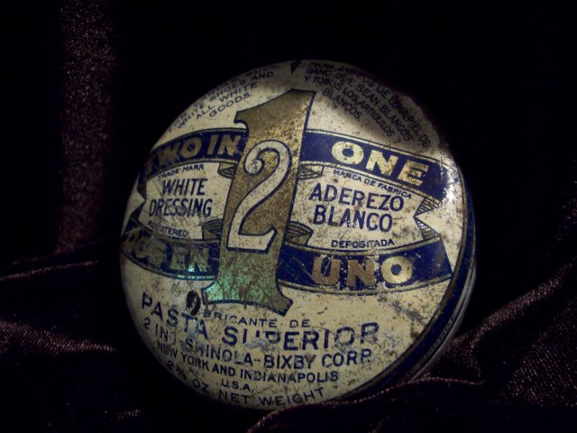 TWO IN ONE White Shoe Dressing Tin complete