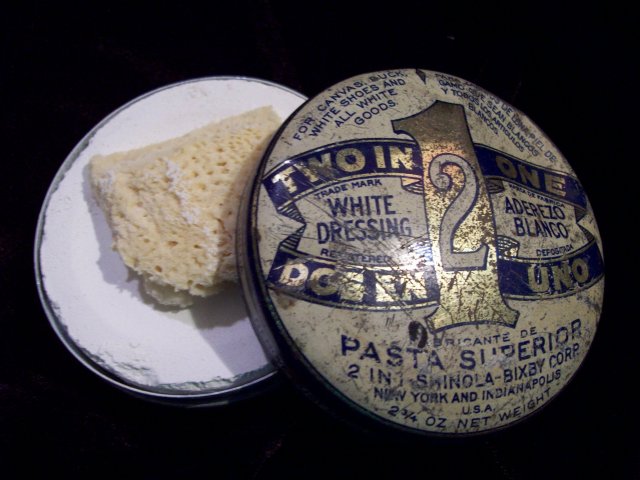 TWO IN ONE White Shoe Dressing Tin complete