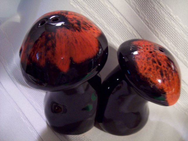 Niagara Mushroom Salt & Pepper