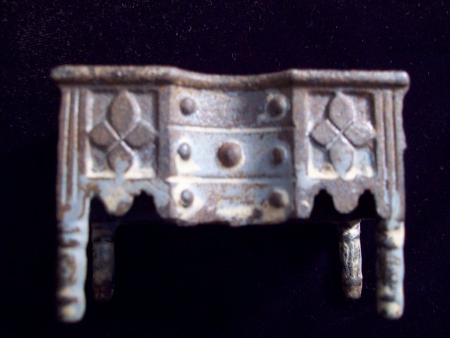 KILGORE cast sideboard for Dollhouse