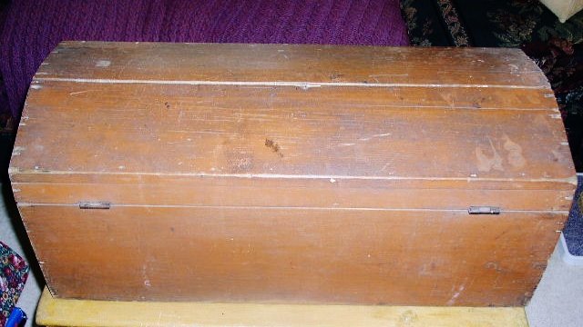 Small Wood Trunk
