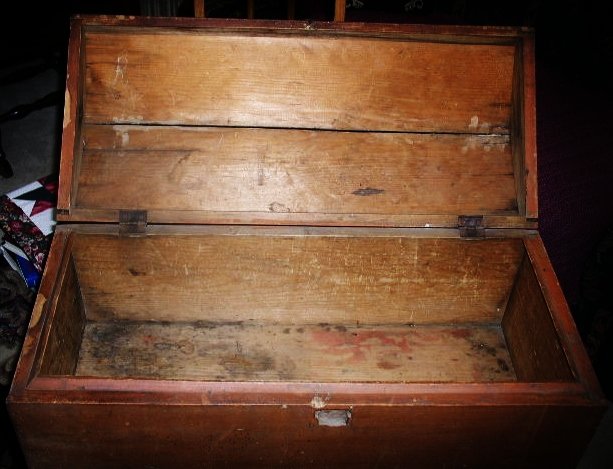Small Wood Trunk