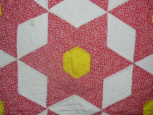 Red Star Quilt, QLT