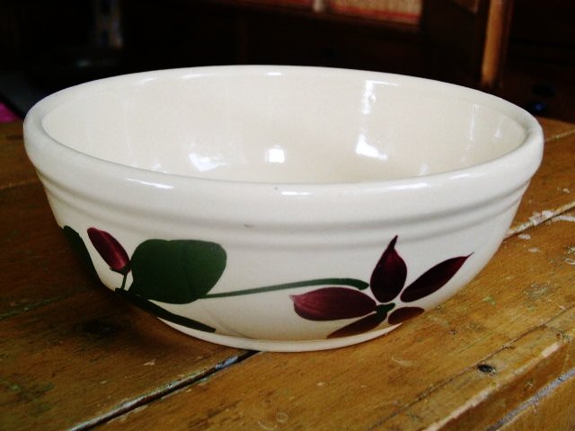 Wattsware Starflower Bowl