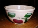 Wattsware Apple Pattern Bowl