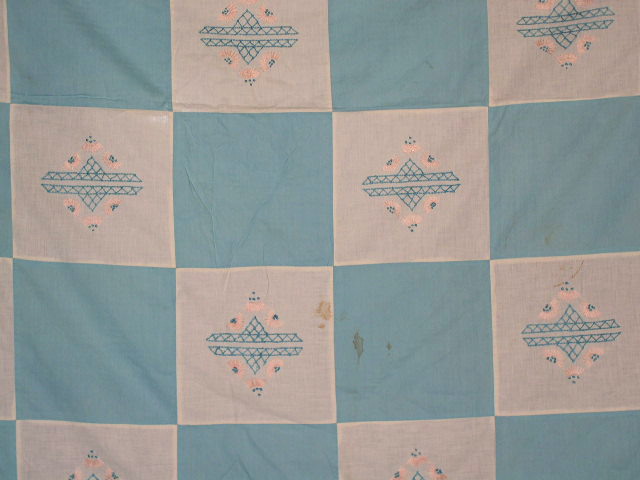 White & Blue Embroidered Quilt Top, 1940's - QTP