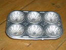 Childs Aluminum Muffin Pan