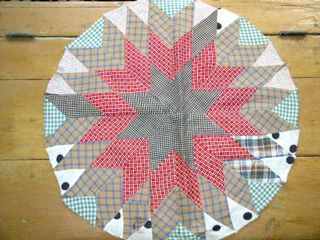 Round Star Quilt Block - QB