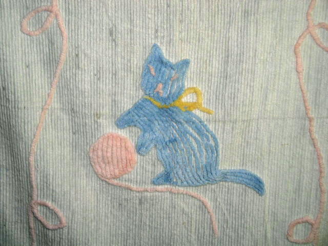 Kitten Chenille Crib Spread - QLT