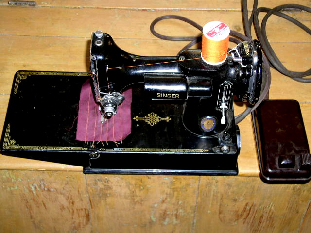Featherweight Singer Sewing Machine