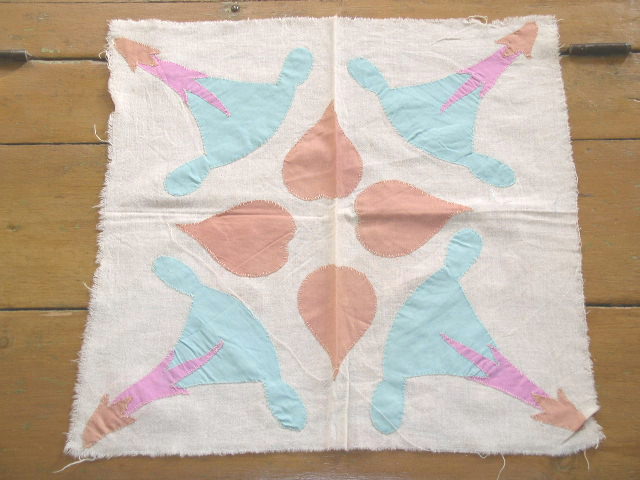 Appliqued Trumpet Flowers Quilt Block - QB