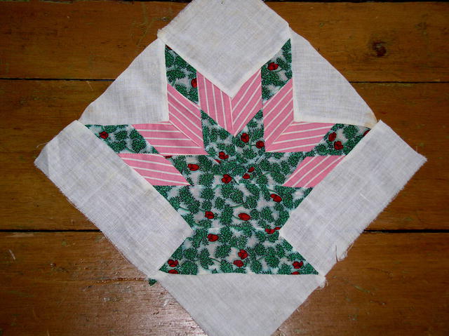 1930's Quilt Blocks - Cactus Basket - QB