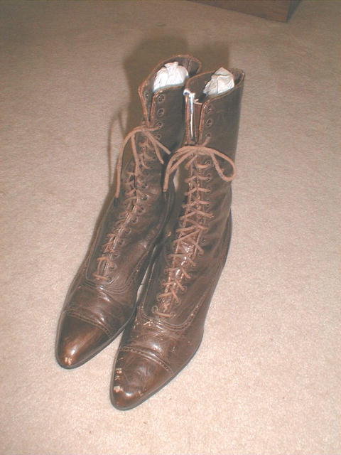 Victorian High Top Womens Shoes