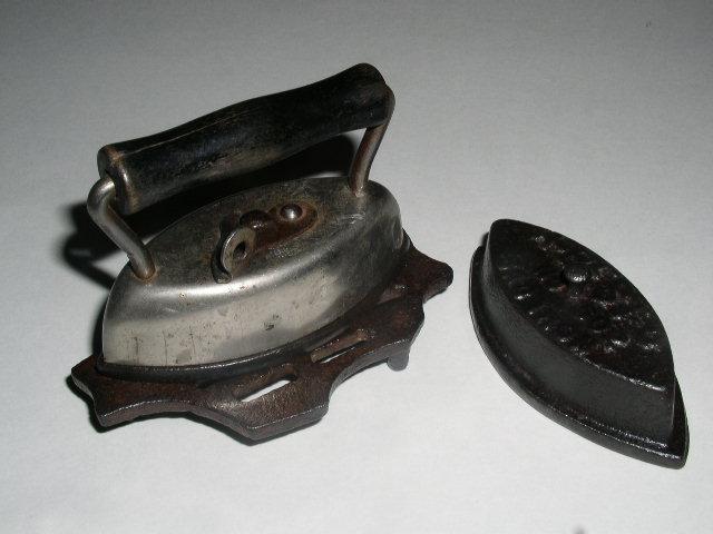 Child's Sad Iron Set