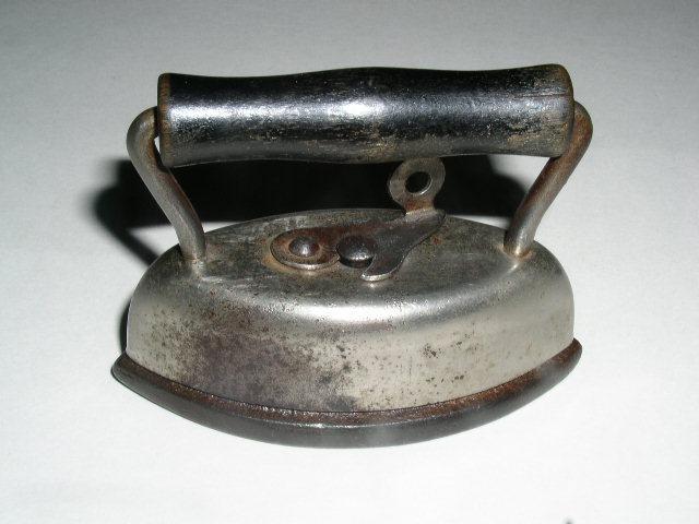Child's Sad Iron Set