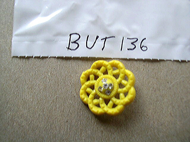 Button - Celuloid