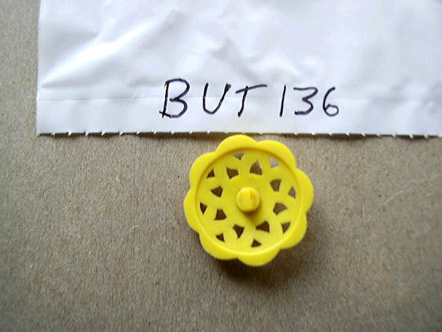 Button - Celuloid