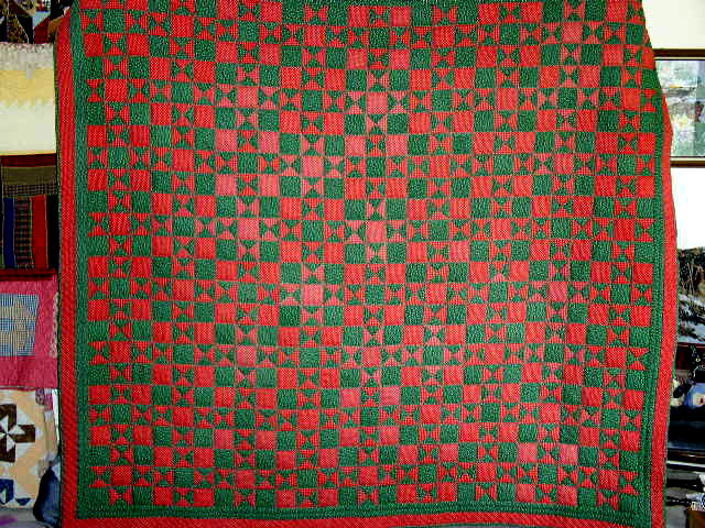 Ohio Star Quilt, Red and Green - QLT