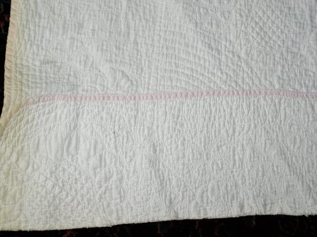 Pomegranate and Rose Appliqued Quilt - QLT