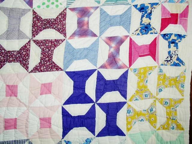 Spinning Spools Quilt - QLT