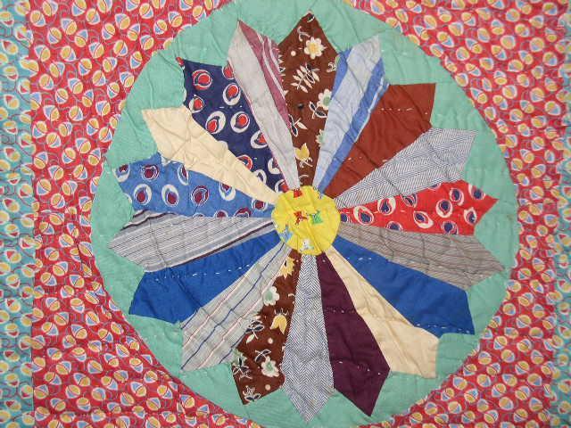 Dresden Plate Quilt - QLT
