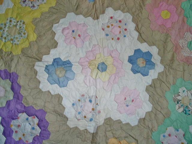 Grandmother's Flower Garden Quilt - QLT