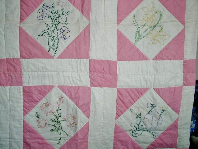 Embroidered Floral Quilt - QLT